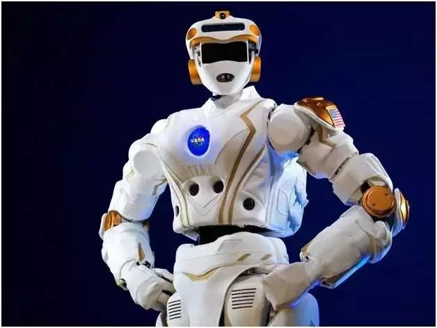 Robots and Automated Systems: Ubiquitous Forces in 2045